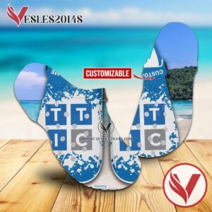 Toyota Technological Institute at Chicago Crocs Classic Clogs, Unique Footwear For Fans - Vesles2014S